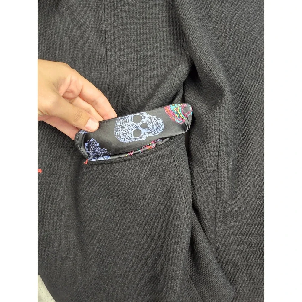 7 Downie St Sport Coat Mens 38R Black Skull Lining Textured Two Button Blazer